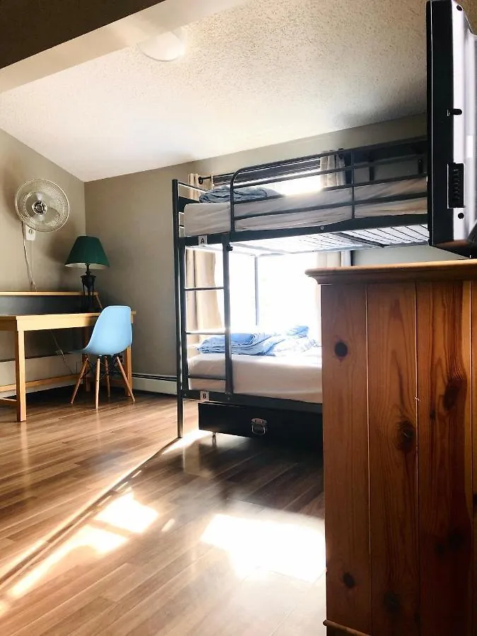 Banff International Hostel 2*,  Kanada