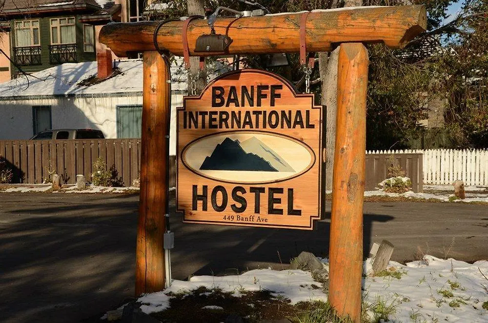 Banff International Hostel 0*,  קנדה