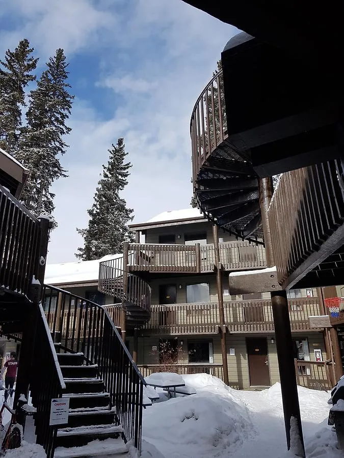 Banff International Hostel