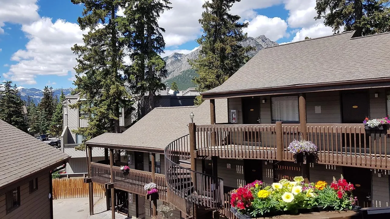 Banff International Hostel 2*,  Canada