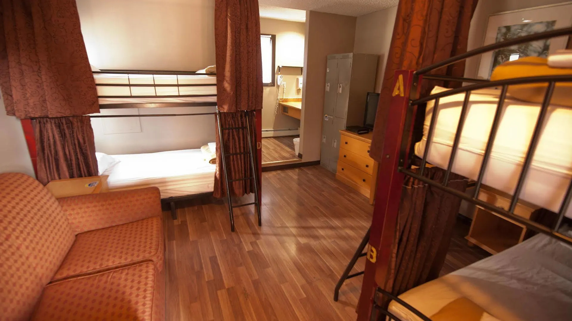 Banff International Hostel