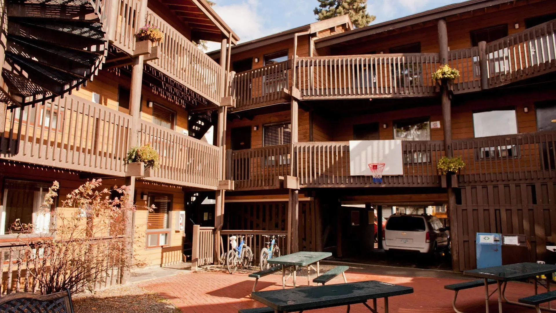 Banff International Hostel