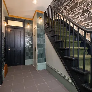Le Coureur Des Bois 4*, Ville de Québec Canada
