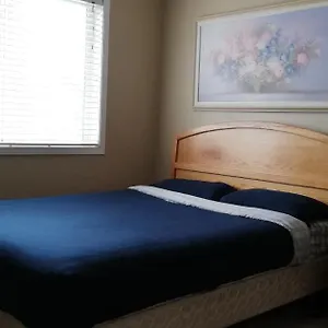 San Yin Homestay Private Bedroom With Private Washroom , Calgary Canada