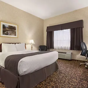 *** Hotel Days By Wyndham East Lakeview Canadá