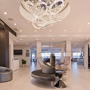 *** Hotel Executive Residency By Western View North Canadá