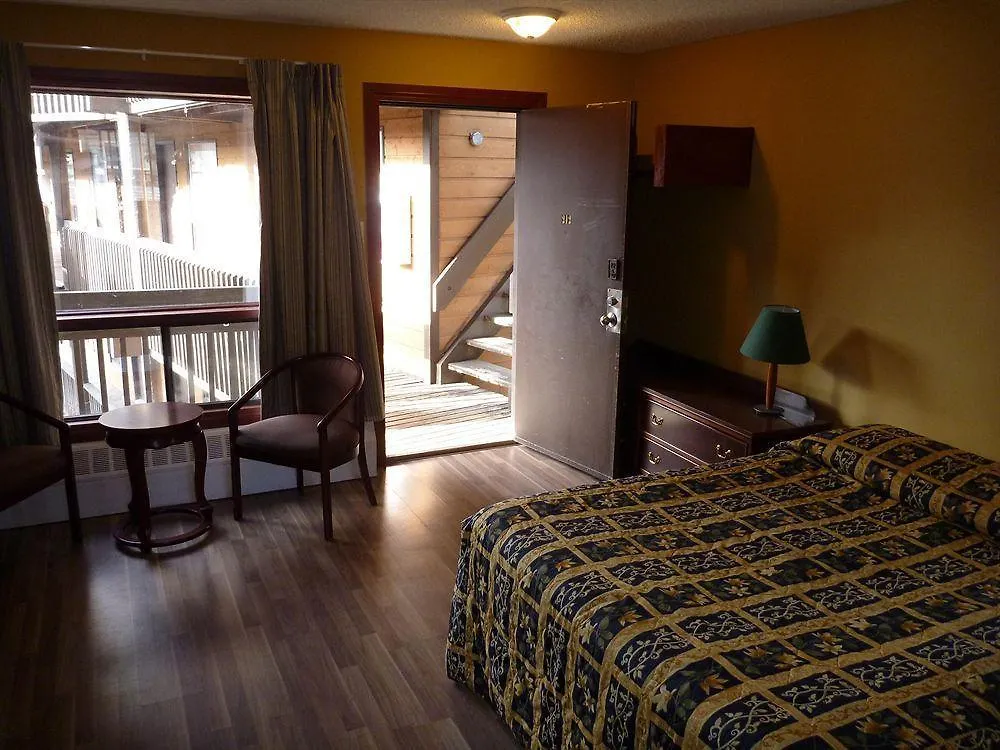 Banff International Hostel